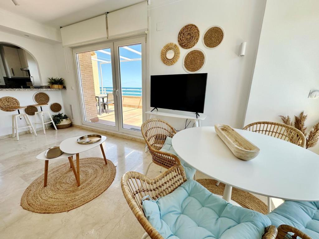Apartamento Atico espectacular piscina privada frontal al mar Dénia Exterior foto