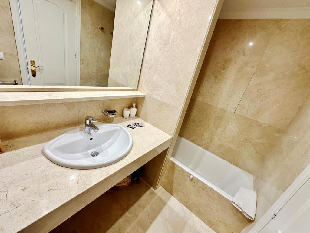 Apartamento Atico espectacular piscina privada frontal al mar Dénia Exterior foto